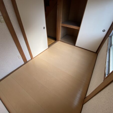 (居間)